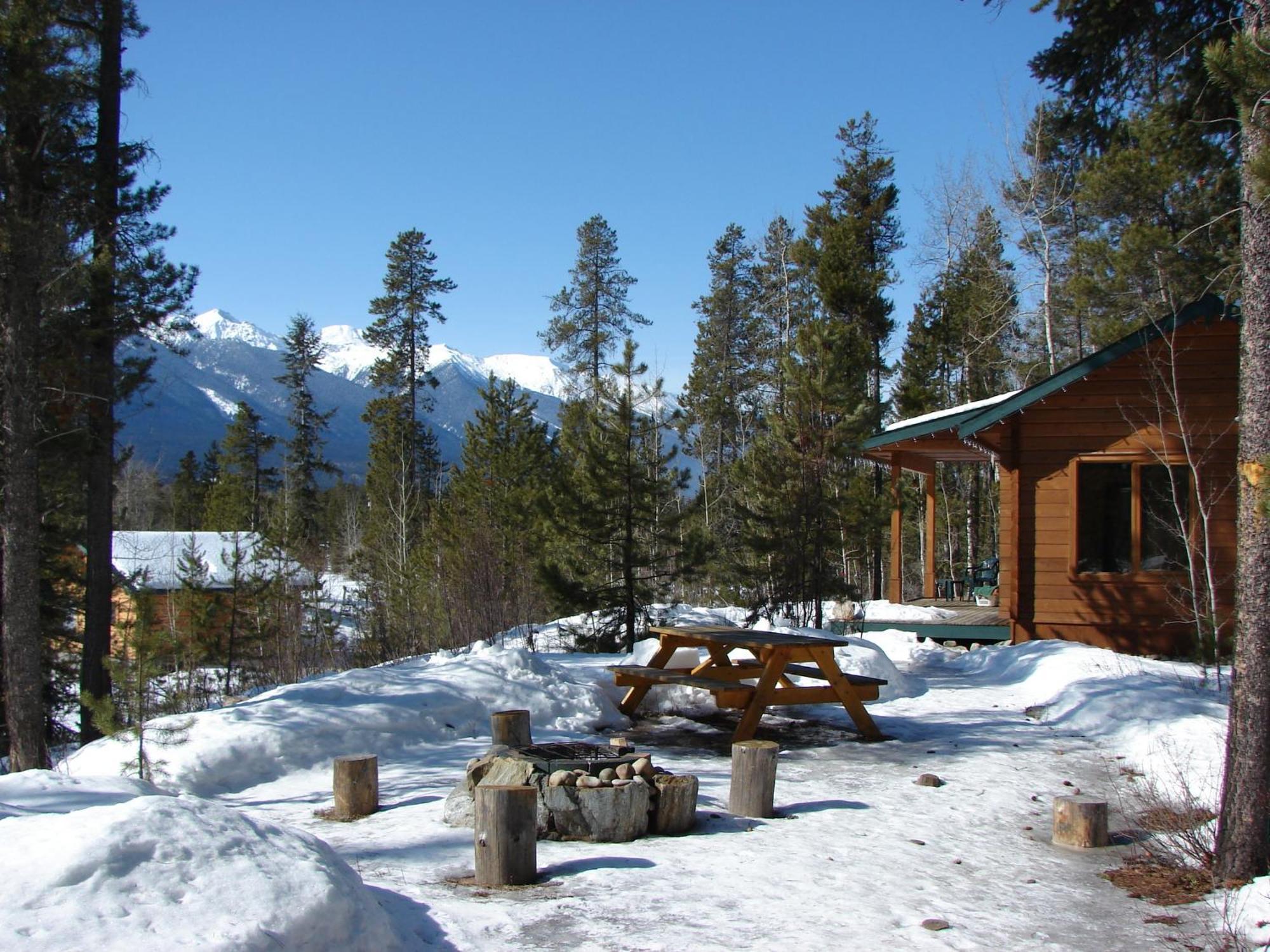 Mica Mountain & Log Chalet Tete Jaune Cache